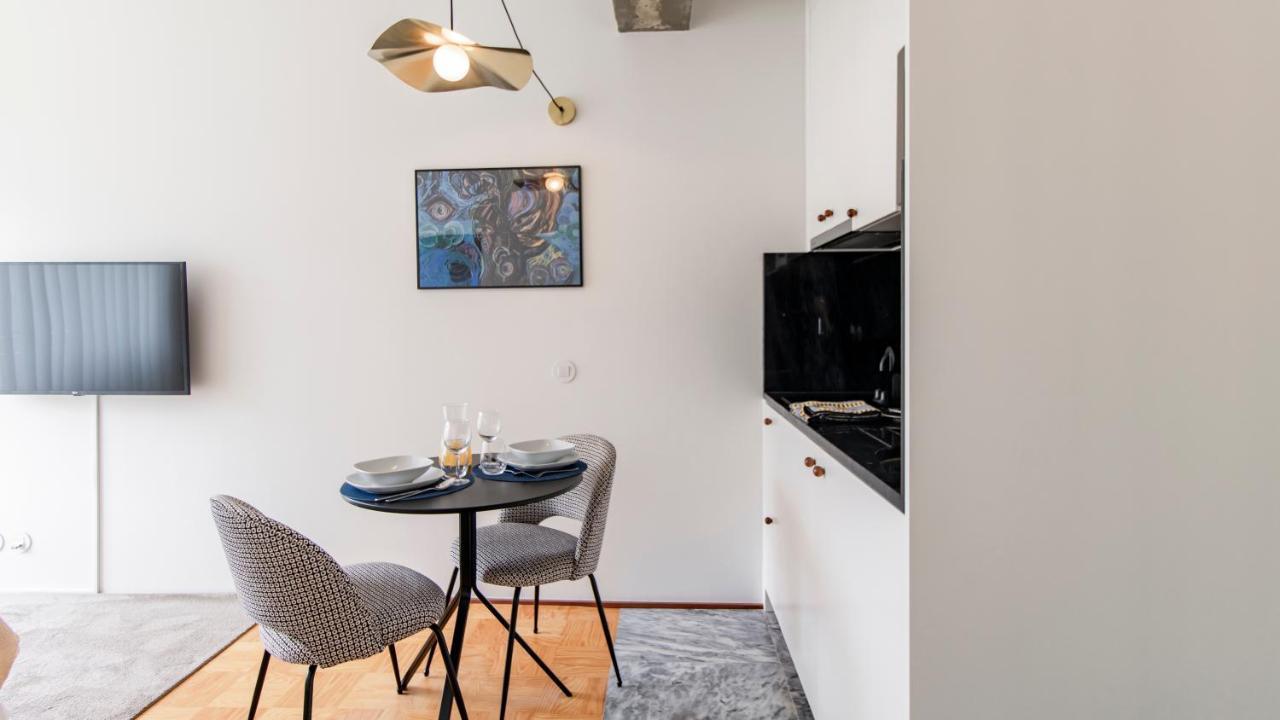 Ceuta Studio Apartments By Lovelystay بورتو المظهر الخارجي الصورة